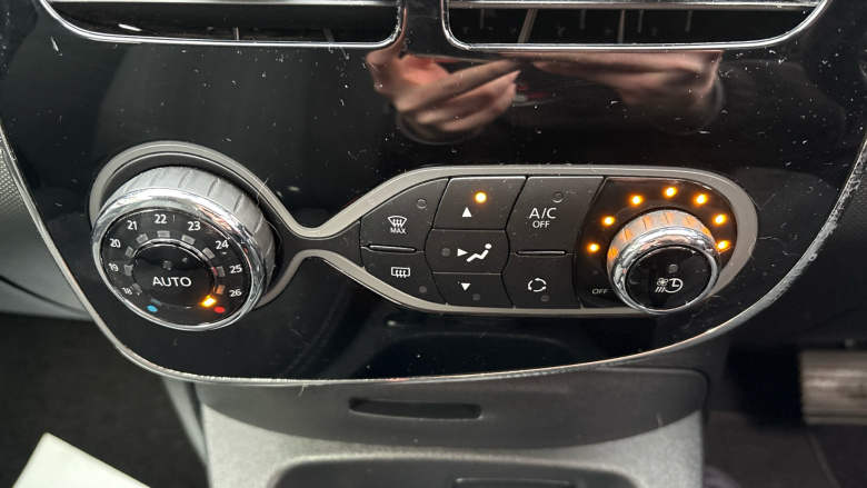 Renault Zoe 68kW i Dynamique Nav 41kWh 5dr Auto Electric Hatchback